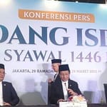 menag-umumkan-hasil-sidang-isbat-idul-fitri-1-syawal-1446-h-1743249443704_169 (1)